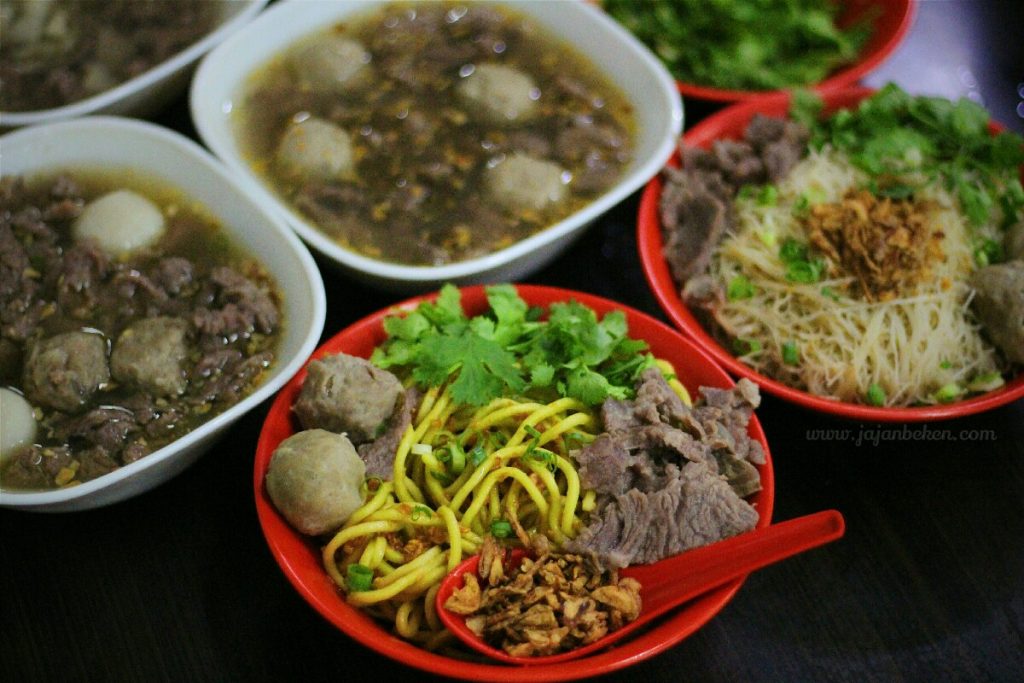 7 Rekomendasi Bakso Terenak Di Jakarta Yang Terkenal