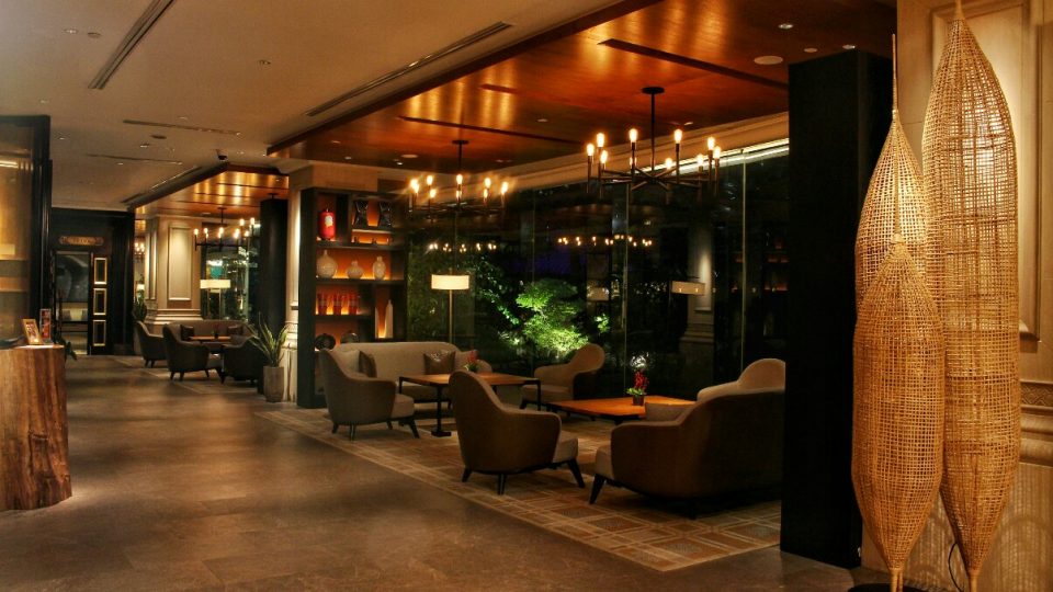 SHANGRI-LA HOTEL JAKARTA - JAJANBEKEN.COM